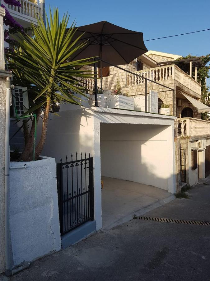 Waterfront Townhouse Sunset View With Garage Apartamento Bigovo Exterior foto