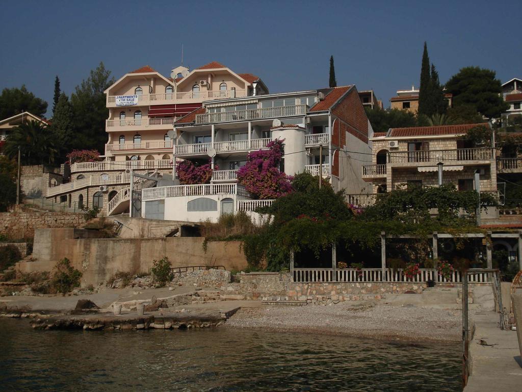 Waterfront Townhouse Sunset View With Garage Apartamento Bigovo Quarto foto