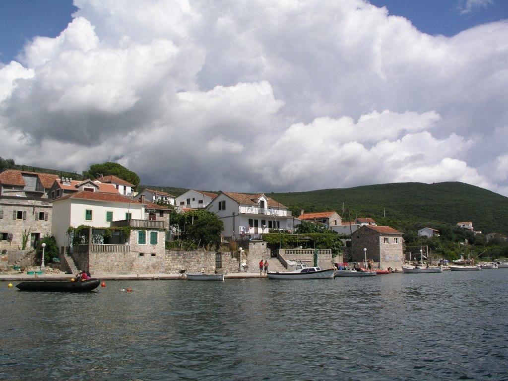 Waterfront Townhouse Sunset View With Garage Apartamento Bigovo Quarto foto